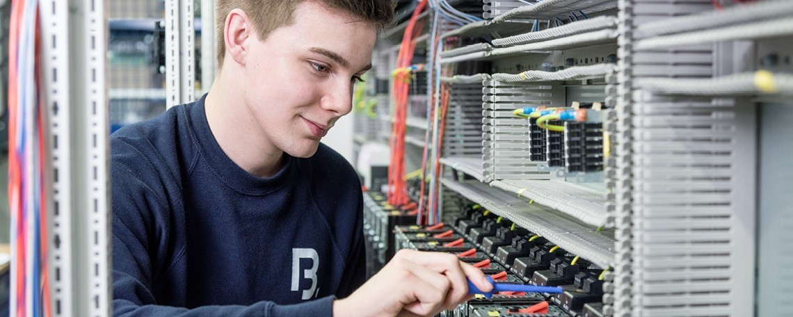 Ausbildung 2025 - Elektroniker (m/w/d) für Betriebstechnik, 1. Bild
