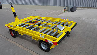 Container-Dolly-KFC-4.jpg