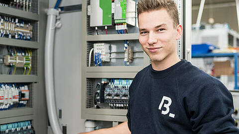Ausbildung zum Industrieelektriker für Betriebstechnik bei Blumenbecker