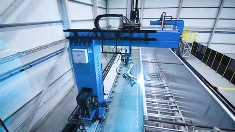 Automatic welding system Automatic welding system for semi-trailers