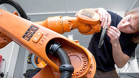 Robot service for Kuka robots