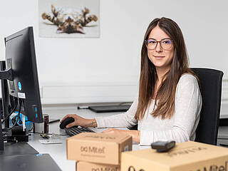 Katarina Fachinformatikerin in der IT-Abteilung bei Blumenbecker