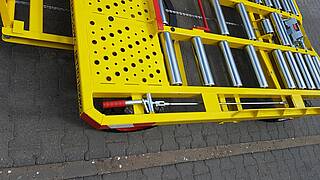 Container-Dolly-KFC-2.jpg