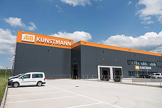 Production hall of the customer AIB Kunstmann