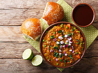 Pav bhaji: Ein scharf gewürztes Kartoffelcurry