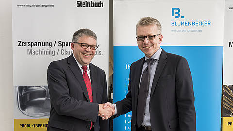 Blumenbecker übernimmt Steinbach Blumenbecker übernimmt Steinbach in Lüdenscheid