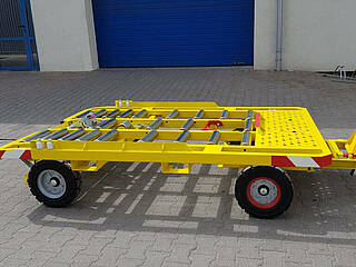 Container-Dolly-KFC-1.jpg