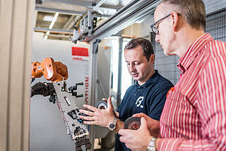 Bin Picking Lösung bei INTORQ mit individuellem Greifer