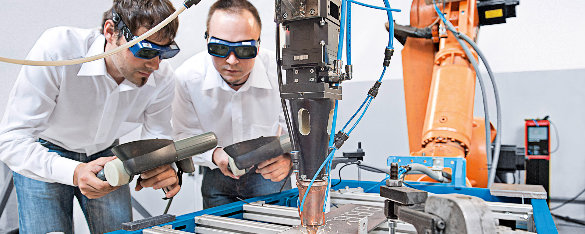 Mechanical engineer Mechanical engineer in the field of robotics solutions